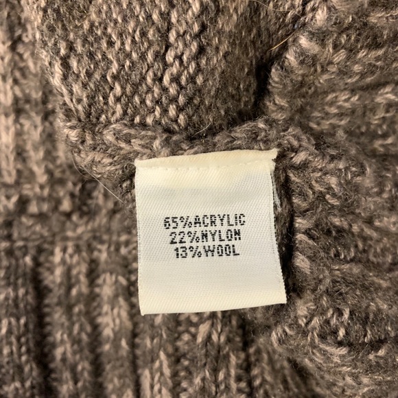 Kenneth Cole New York Button Up Sweater - Picture 8 of 11